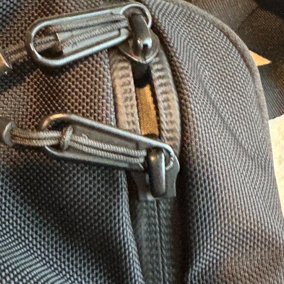 Aer Day Sling 2 - Picture 5 of 7